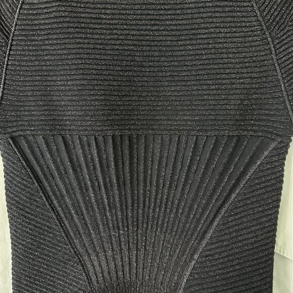 Alexander McQueen Tight Black Short Sleeve Dress Size S (BRNAD NEW W/ TAG) - Picture 2 of 10